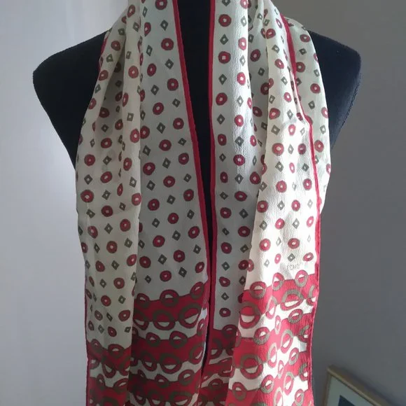 Red And White Vintage Silk Scarf  | Size OS - Picture 4 of 5